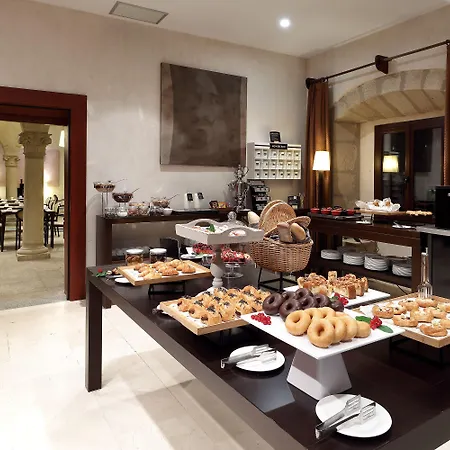 ホテル Eurostars Palacio De Santa Marta 4*